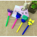 Children rotate painting brush